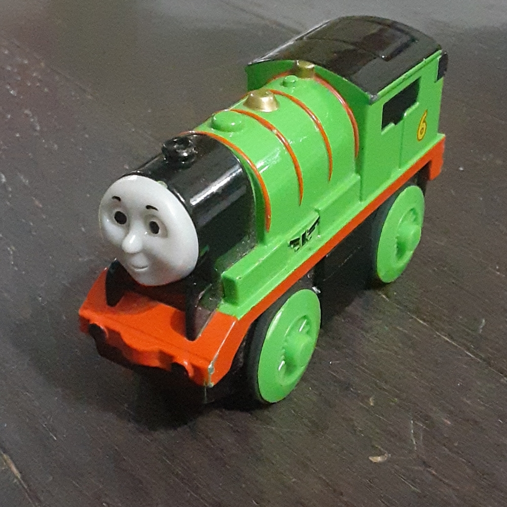 Thomas and Friends Percy motorized diecast engine